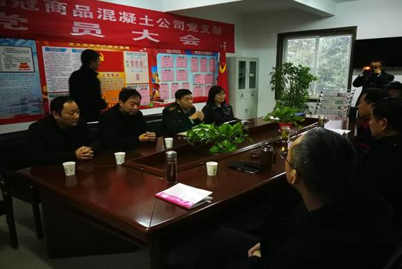 銅官區(qū)區(qū)委常委、人武部到商品混凝土公司開展專項(xiàng)督導(dǎo)工作